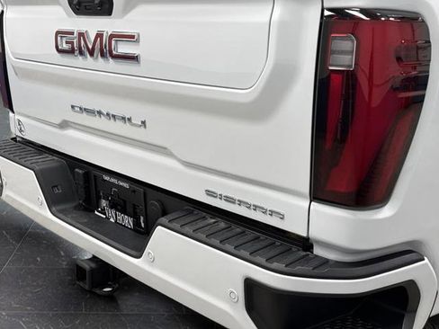 Used 2025 GMC Sierra 2500 Denali w/ Technology Package image 38
