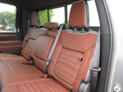 New 2026 GMC Sierra 2500 Denali Ultimate AWD/4WD image 12