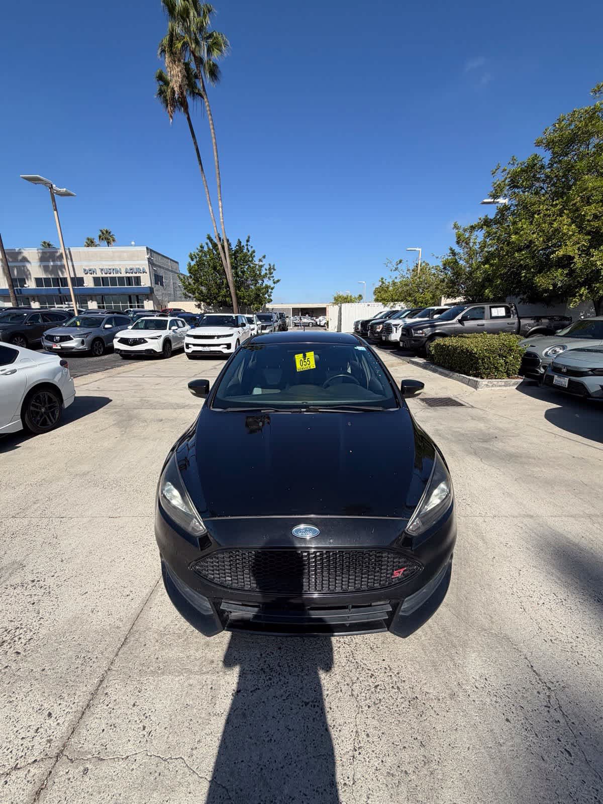 Used 2018 Ford Focus ST FWD image 2