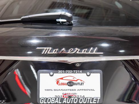 Used 2019 Maserati Levante S GranLusso image 48