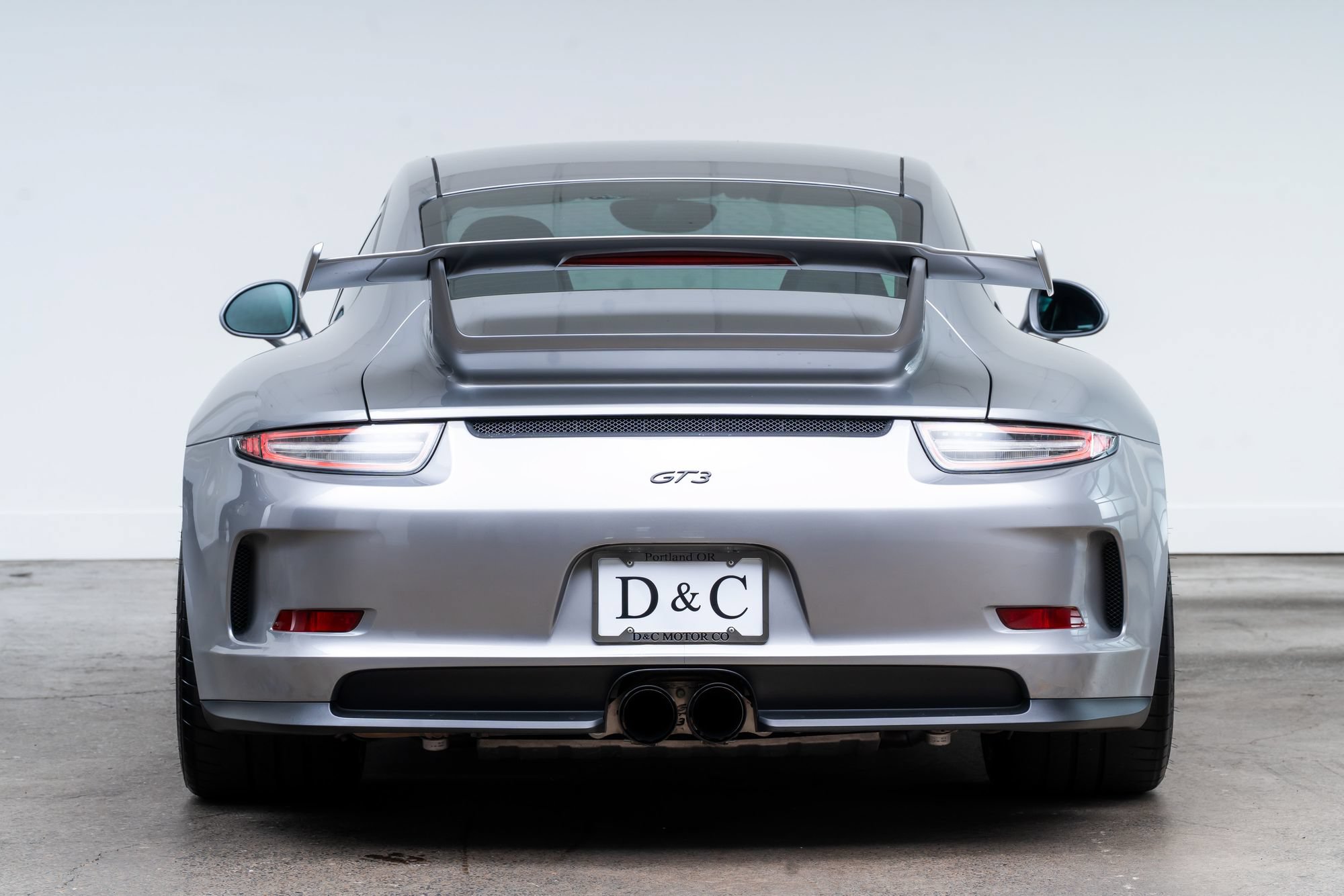 Used 2015 Porsche 911 GT3 RWD image 12
