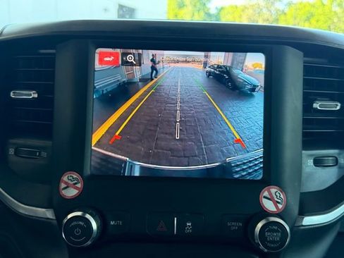 Used 2024 RAM 2500 Big Horn AWD/4WD image 19