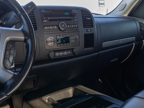 Used 2013 Chevrolet Silverado 2500 LT image 18