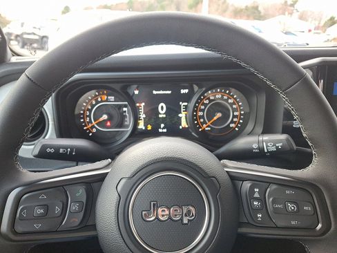 New 2026 Jeep Gladiator Sport image 17