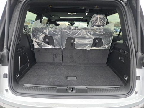 New 2026 Jeep Grand Wagoneer Limited image 19