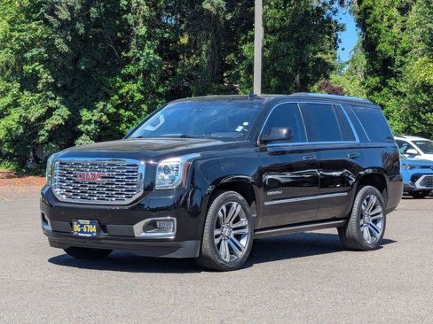 Used 2020 GMC Yukon Denali w/ Denali Ultimate Package AWD/4WD image 9