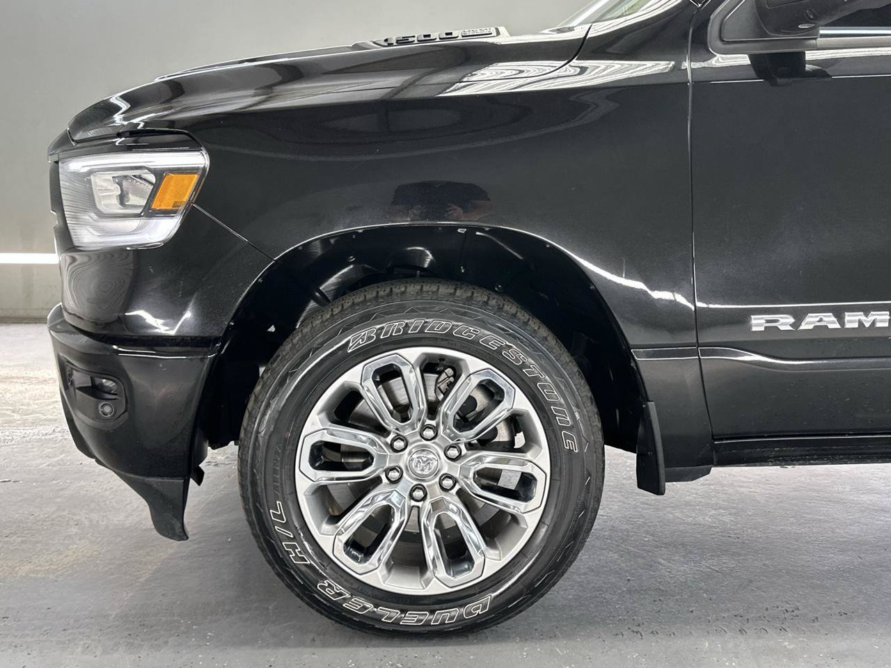 Used 2024 RAM 1500 Laramie RWD image 5