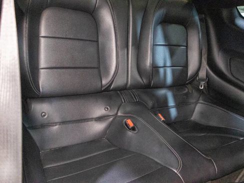 Used 2015 Ford Mustang GT Premium RWD image 34