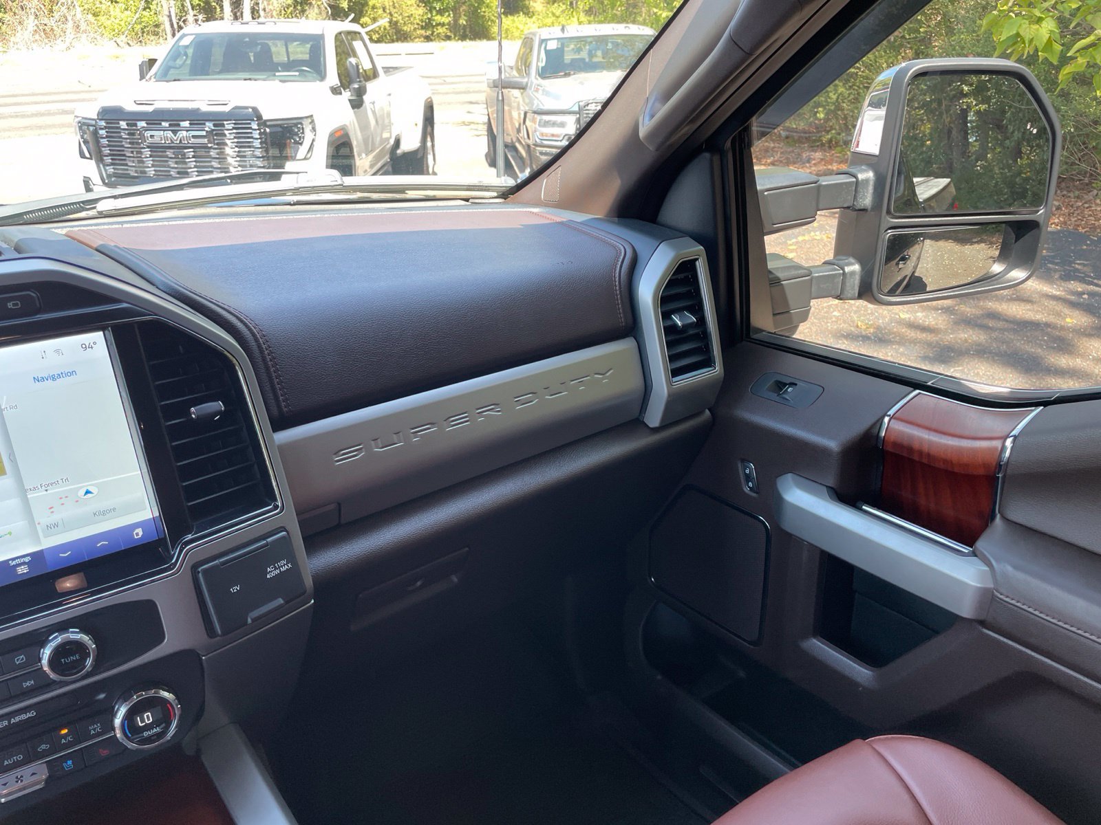 Used 2022 Ford F250 King Ranch w/ King Ranch Ultimate Package AWD/4WD image 31