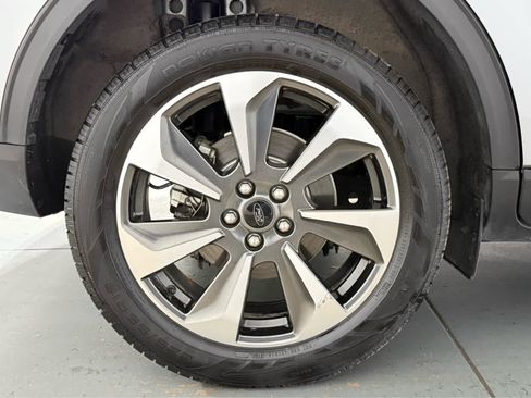 Used 2024 Ford Escape Platinum AWD/4WD image 10