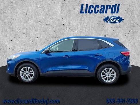 Certified 2022 Ford Escape SE image 4