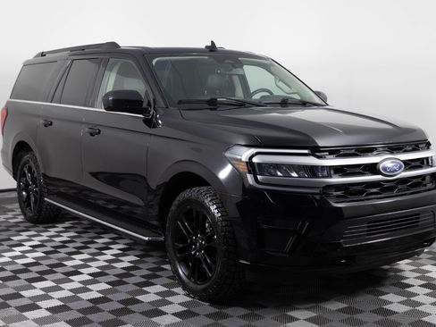 Used 2023 Ford Expedition Max XLT AWD/4WD image 11
