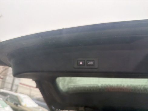 Certified 2025 Subaru Ascent Limited image 9