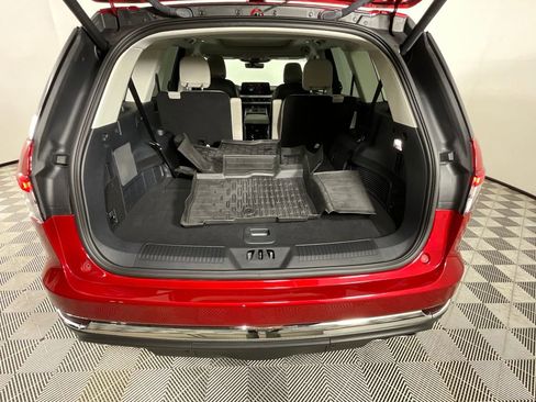 Used 2025 Lincoln Aviator 2WD image 27