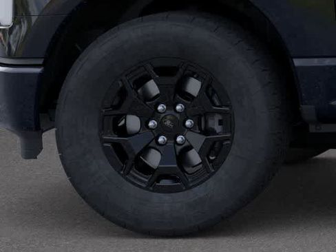 New 2025 Ford F150 Lightning XLT image 19