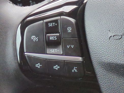 Used 2023 Ford Escape Platinum AWD/4WD image 22