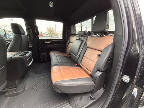 Used 2025 Chevrolet Silverado 3500 High Country w/ Technology Package image 48