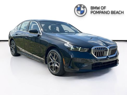 New 2026 BMW 530i image 1