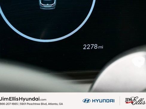 Certified 2025 Hyundai Tucson Limited image 13