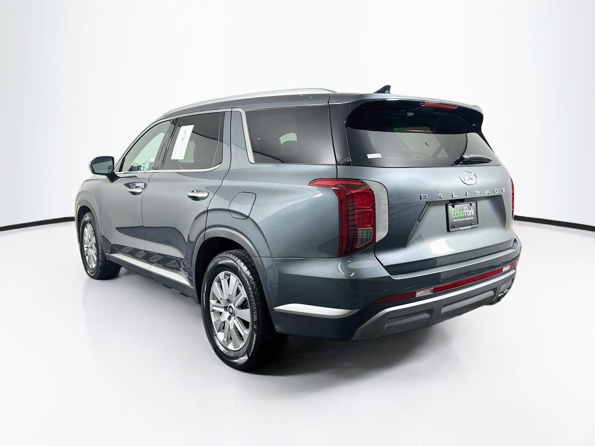 Used 2025 Hyundai Palisade SEL FWD image 5