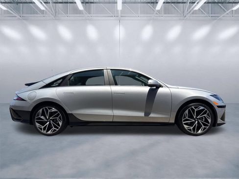 Used 2024 Hyundai Ioniq 6 SEL RWD image 3
