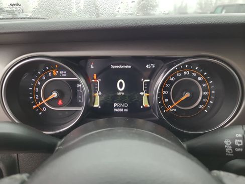 Used 2021 Jeep Wrangler Unlimited Sport image 26