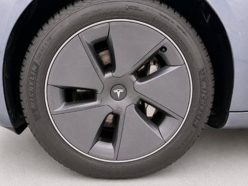 Used 2023 Tesla Model 3 Standard Range RWD image 26