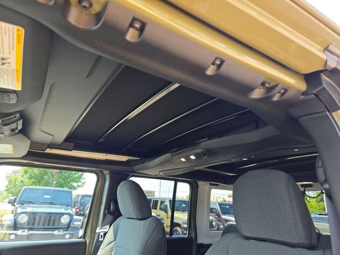 New 2025 Jeep Wrangler Sport S image 26