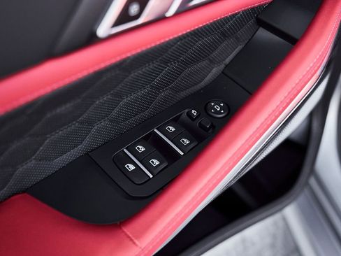 Used 2026 BMW X6 M Competition w/ Executive Package image 33