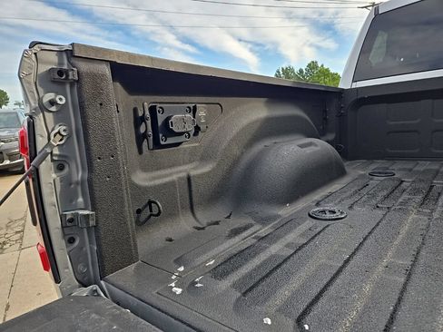 Used 2024 RAM 2500 Big Horn w/ Night Edition AWD/4WD image 27