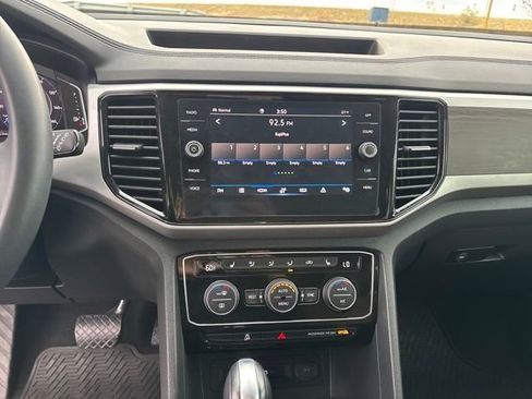 Used 2022 Volkswagen Atlas SE image 19