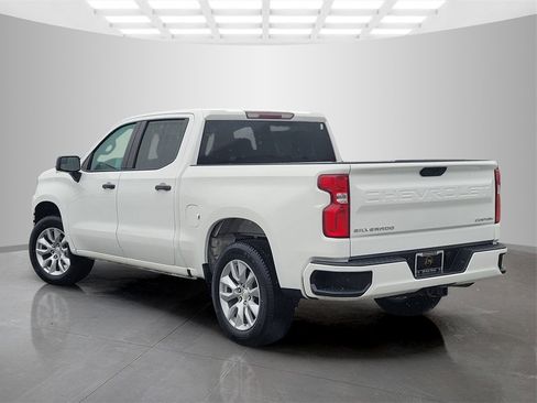 Used 2020 Chevrolet Silverado 1500 Custom w/ Custom Value Package image 6