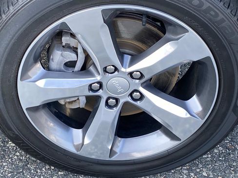 Used 2021 Jeep Grand Cherokee L Limited w/ Trailer Tow Group (B) image 23