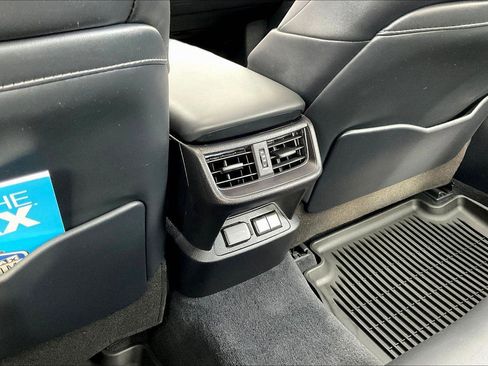 Used 2025 Lexus ES 300h w/ Luxury Package image 25