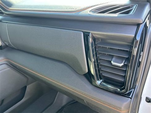 Used 2024 GMC Sierra 2500 AT4 w/ AT4 Premium Plus Package image 27