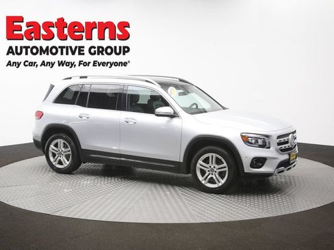 Used 2022 Mercedes-Benz GLB 250 4MATIC w/ Premium Package Lite image 47