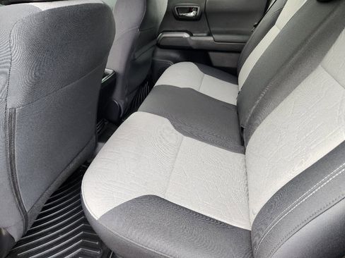 Used 2023 Toyota Tacoma TRD Off-Road w/ Technology Package image 30