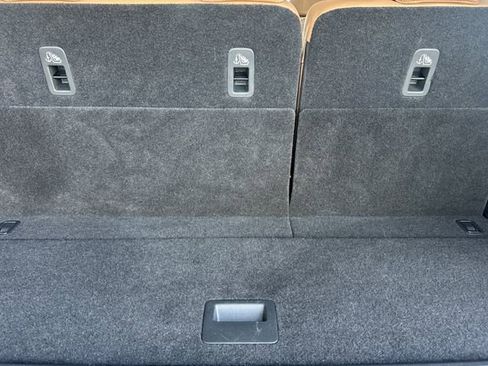 Used 2025 INFINITI QX80 Sensory image 19