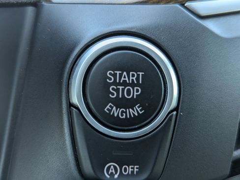 Used 2019 BMW X3 sDrive30i w/ Driving Assistance Package image 32