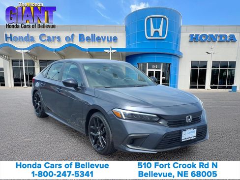 Certified 2022 Honda Civic Sport image 3