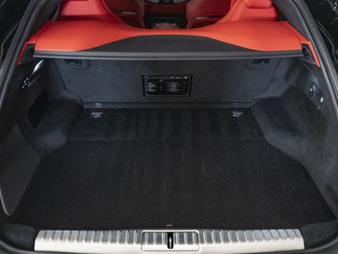 Used 2025 Ferrari Purosangue AWD/4WD image 55