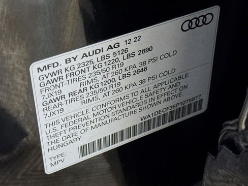 Used 2023 Audi Q3 2.0T Premium w/ Convenience Package AWD/4WD image 29