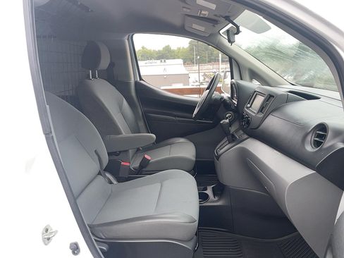 Used 2020 Nissan NV200 SV w/ Back Door Glass Package FWD image 10