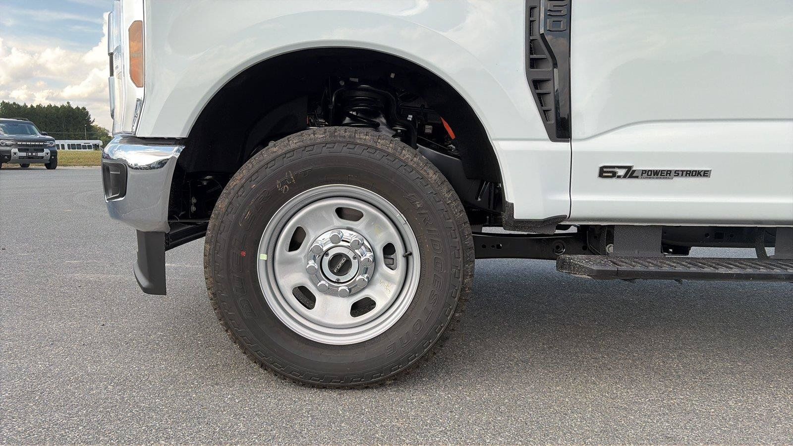New 2027 Ford F350 XL w/ XL Chrome Package AWD/4WD image 9