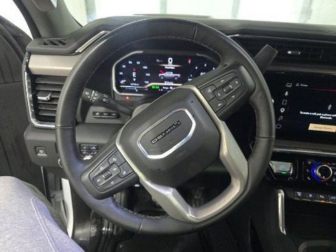Used 2024 GMC Sierra 2500 Denali w/ Denali Reserve Package AWD/4WD image 11