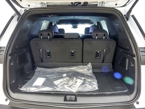 New 2026 Chevrolet Traverse LT FWD image 20