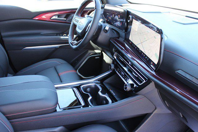 Used 2026 Chevrolet Traverse RS AWD/4WD image 16