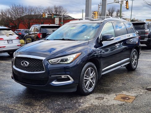 Used 2017 INFINITI QX60 AWD w/ Premium Plus Package image 2