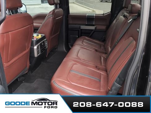 Used 2019 Ford F150 Platinum w/ Equipment Group 701A Luxury AWD/4WD image 3