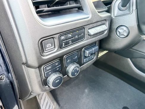 Used 2021 Chevrolet Tahoe High Country w/ Premium Package AWD/4WD image 17